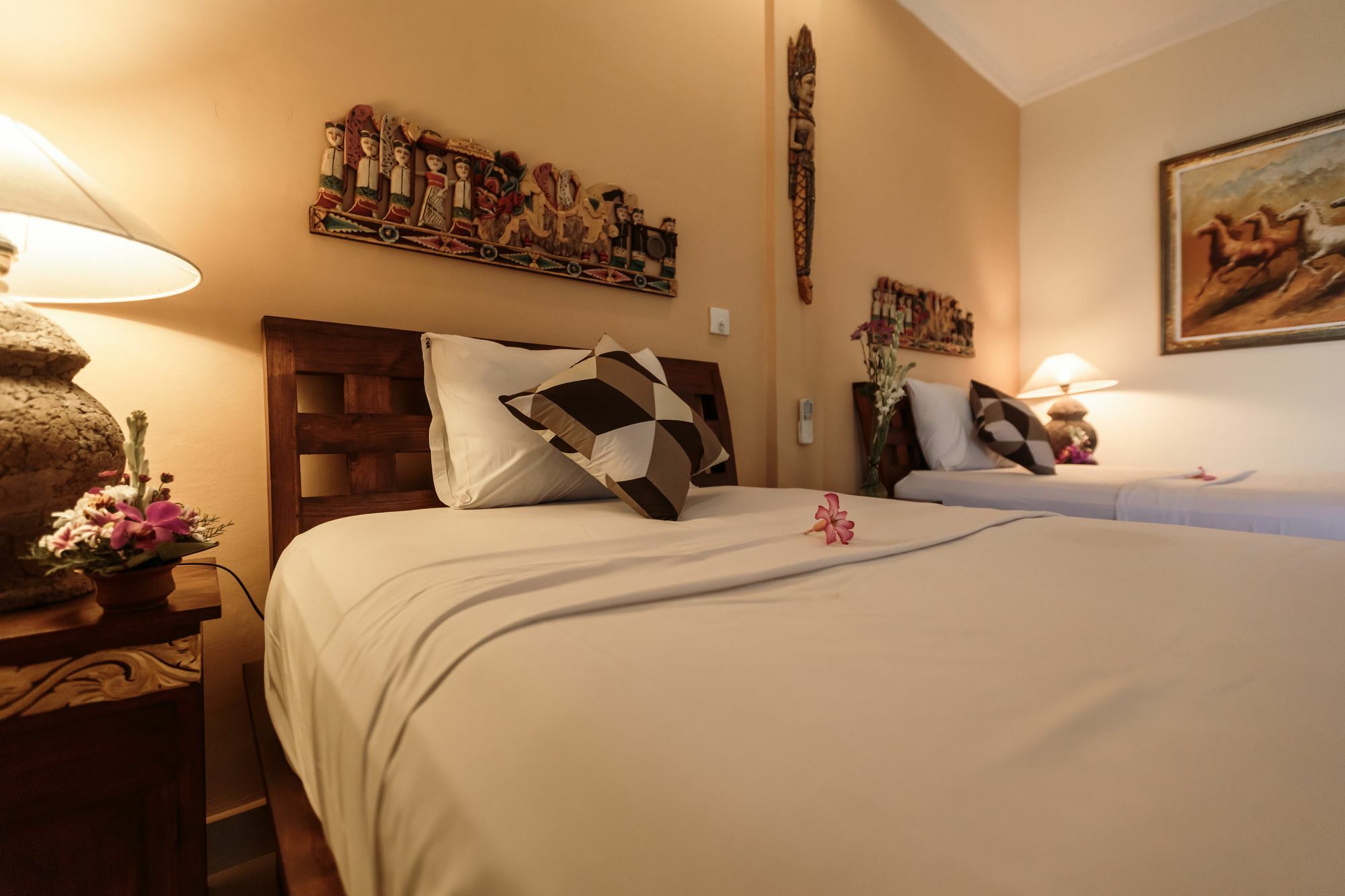 Warji House 2 Bisma Hotel Ubud  Exterior photo